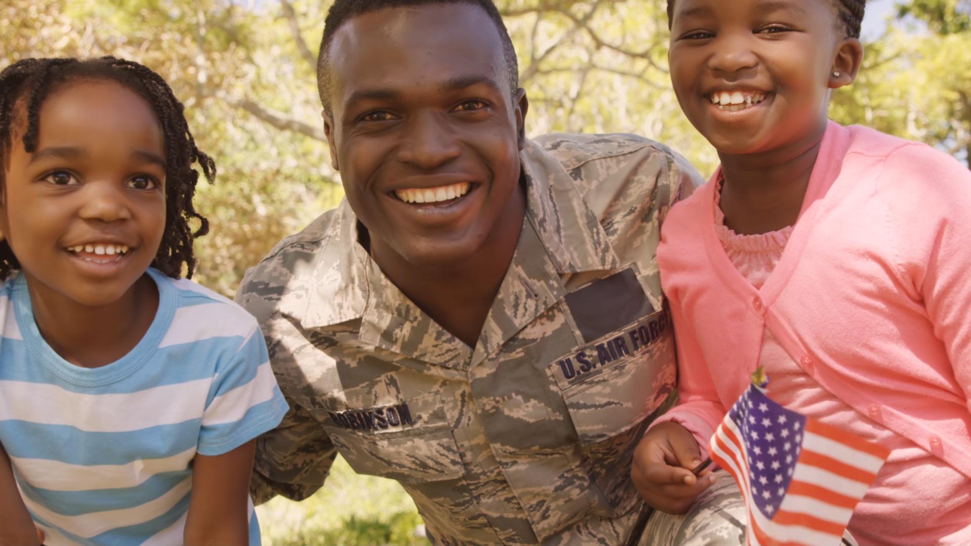 videohive FCUzWqlX soldier man and his children looking at camera 222